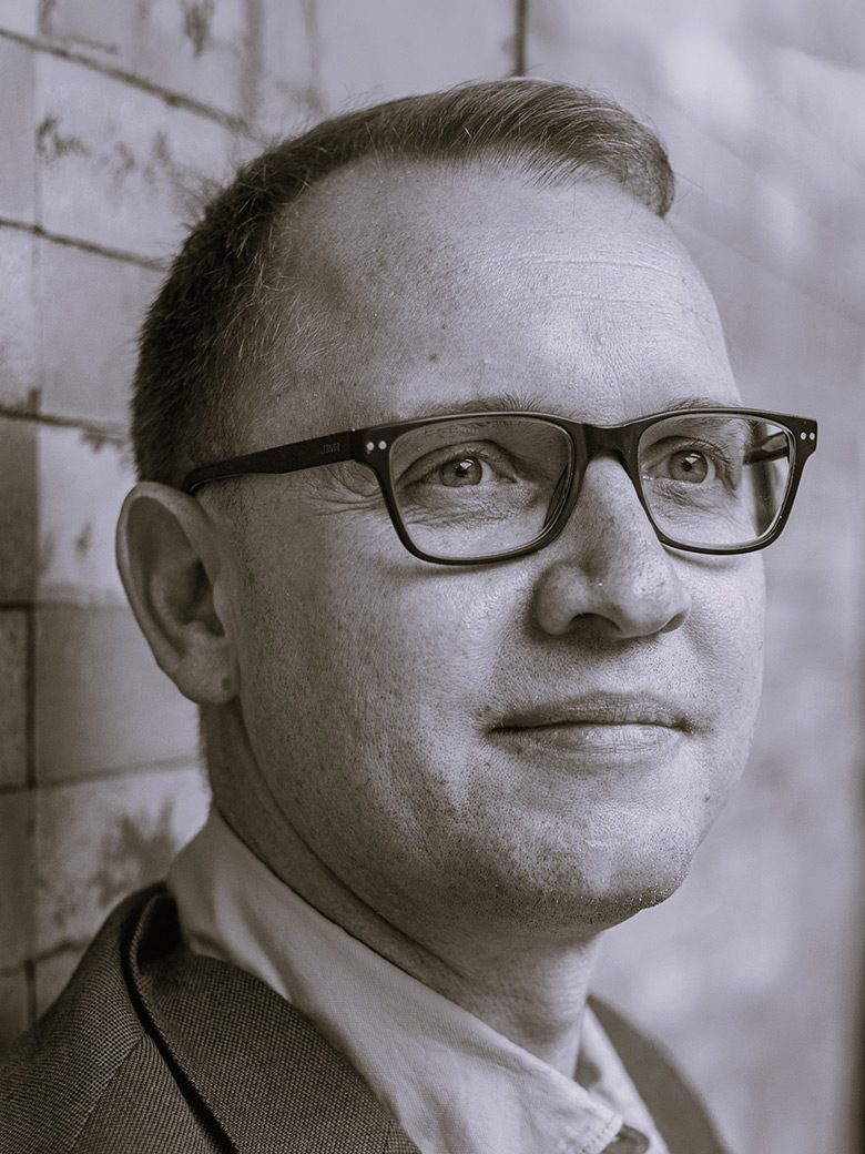 Prof P Bakker